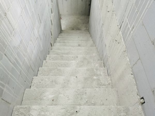 Step Pouring in Olympia